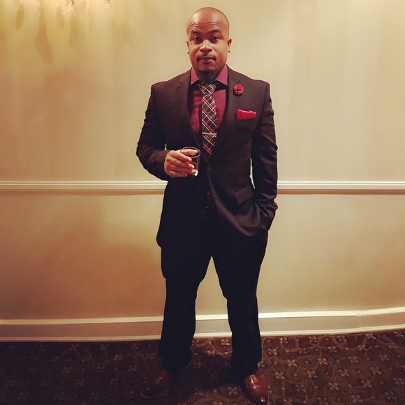 Meet your Posher, Frantz - Picture 1 of 1